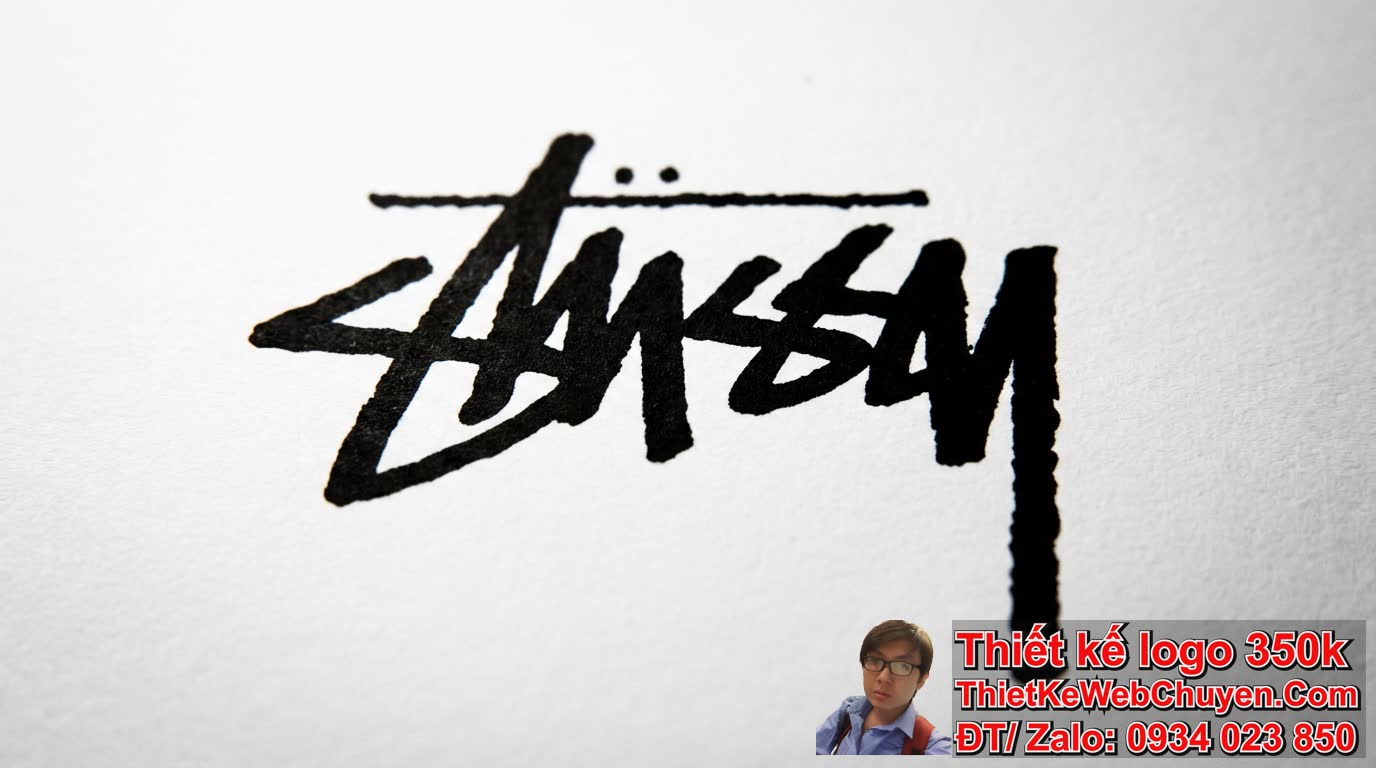 Phân tích thiết kế của Stussy Logo